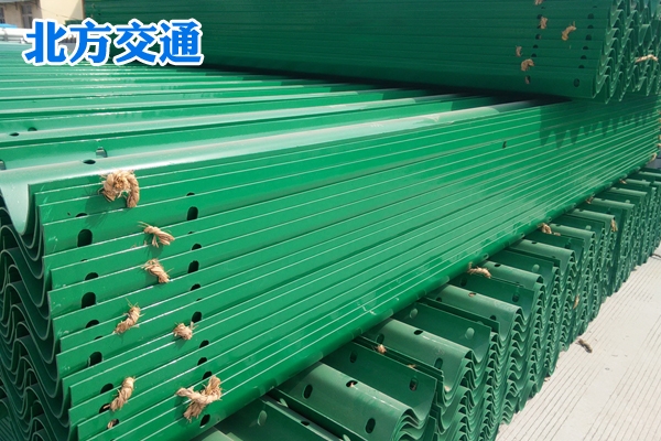 安徽高速护栏板生产厂家