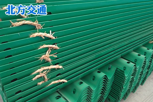 安徽高速护栏板生产厂家